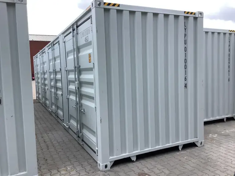Contenedor de transporte marítimo High Cube de 40 pies (12,2 metros) con 4 puertas laterales.